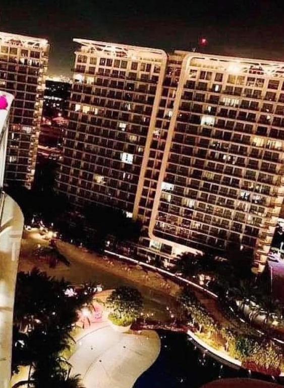 Azure Urban Resort A3 Near Airport Mall With Balcony Wavepool Manila Bagian luar foto