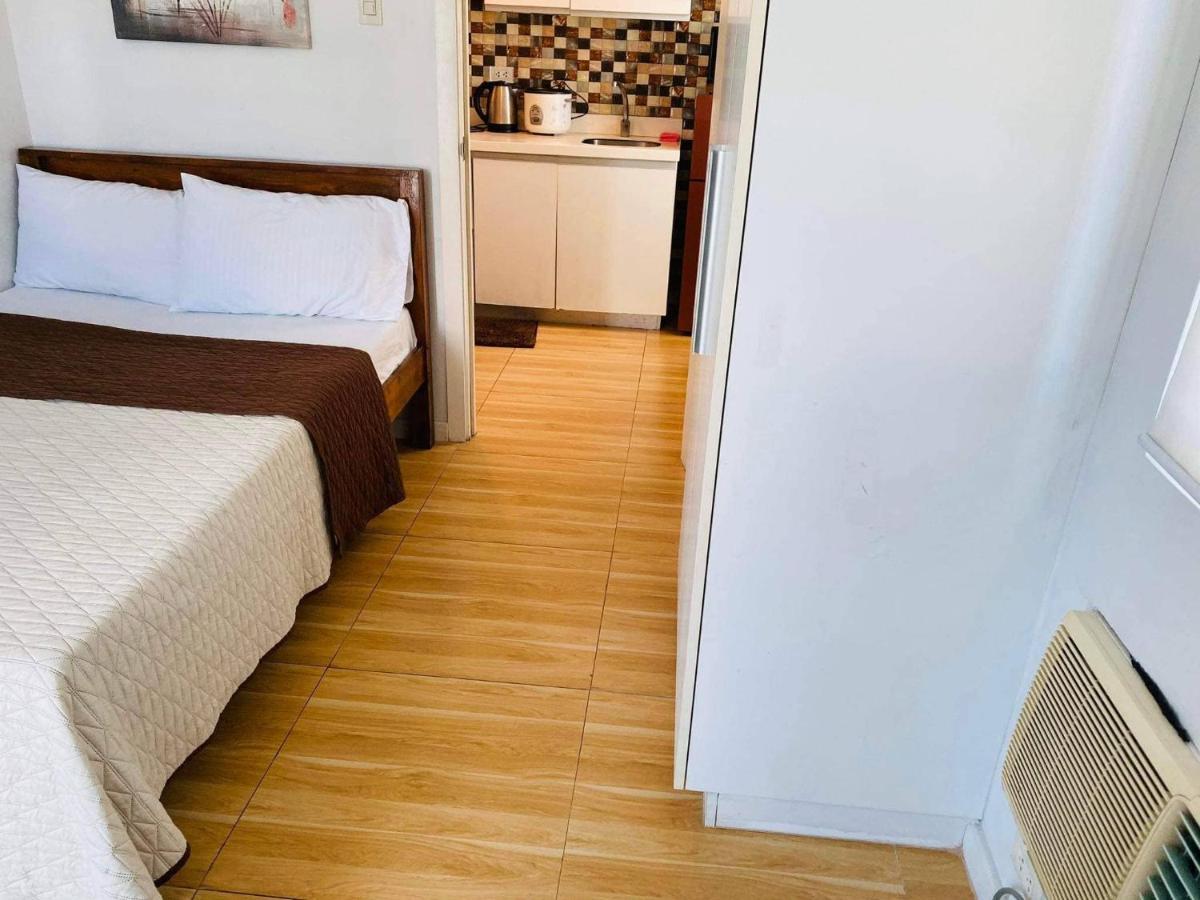 Azure Urban Resort A3 Near Airport Mall With Balcony Wavepool Manila Bagian luar foto