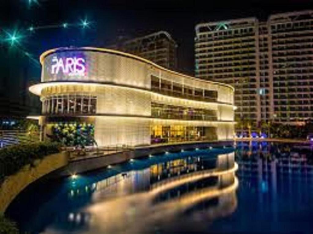 Azure Urban Resort A3 Near Airport Mall With Balcony Wavepool Manila Bagian luar foto