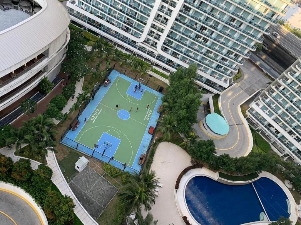Azure Urban Resort A3 Near Airport Mall With Balcony Wavepool Manila Bagian luar foto